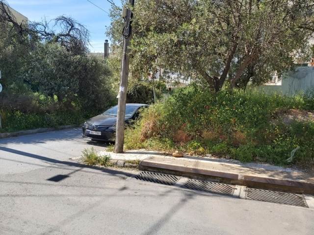 (Προς Πώληση) Αξιοποιήσιμη Γη Οικόπεδο || Ανατολική Αττική/Γέρακας - 243 τ.μ, 129.000€ 