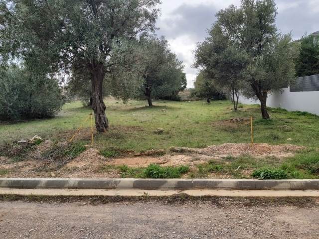 (Προς Πώληση) Αξιοποιήσιμη Γη Οικόπεδο || Ανατολική Αττική/Γλυκά Νερά - 861 τ.μ, 350.000€ 